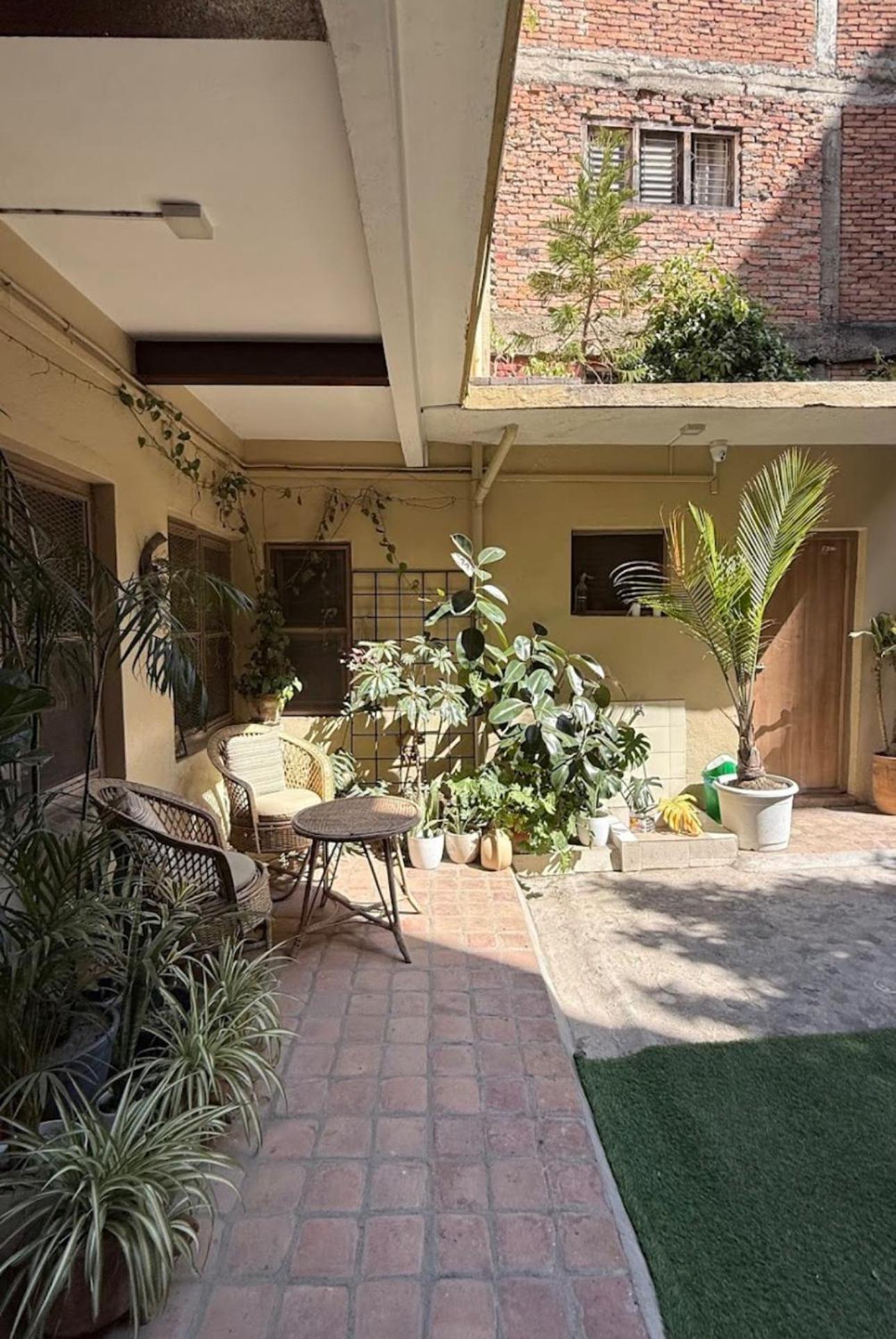 شقة The Melo Pomelo Courtyard. كاتماندو المظهر الخارجي الصورة
